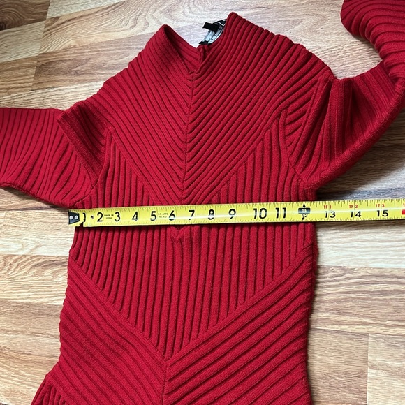 Salvatore Ferragamo red Dress size S - Picture 5 of 16